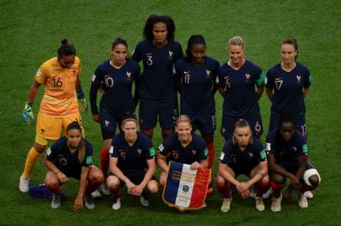Francia derrotó a Corea del Sur en el primer partido del Mundial femenino