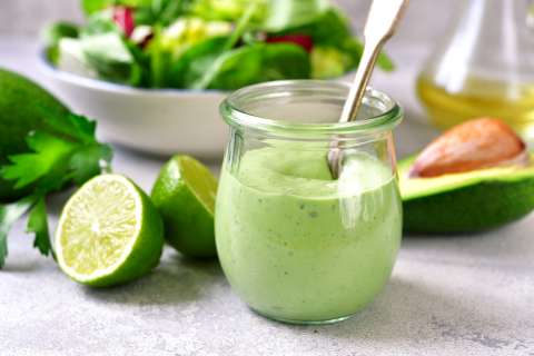 ¿Cómo preparar aderezo de aguacate? Este es el paso a paso para prepararlo