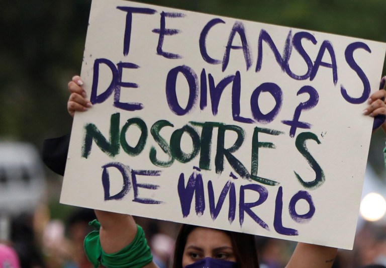 Los carteles también fueron protagonistas en la marcha del 8M