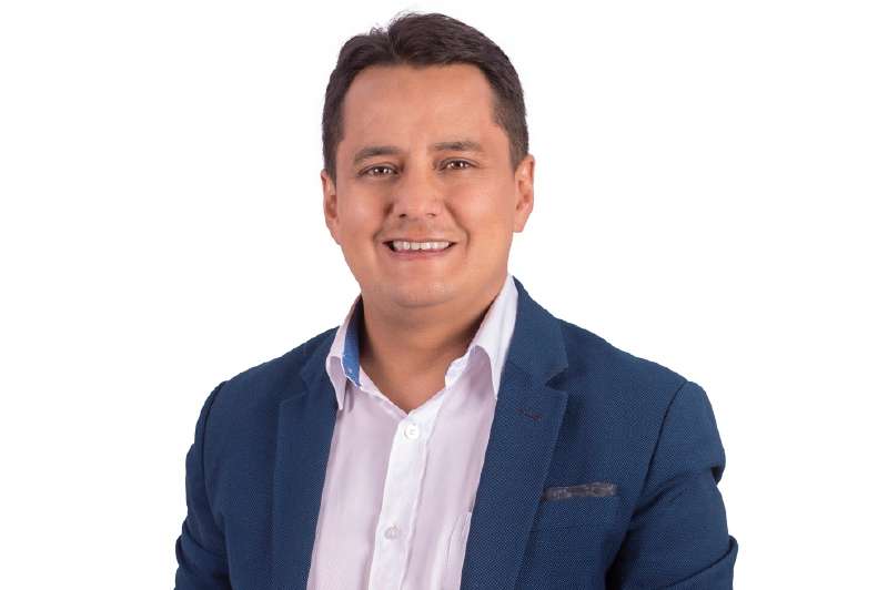 Andrés Jaramillo lleva más de 20 años vinculado con el Carnaval de Negros y Blancos de Pasto. / Archivo Particular