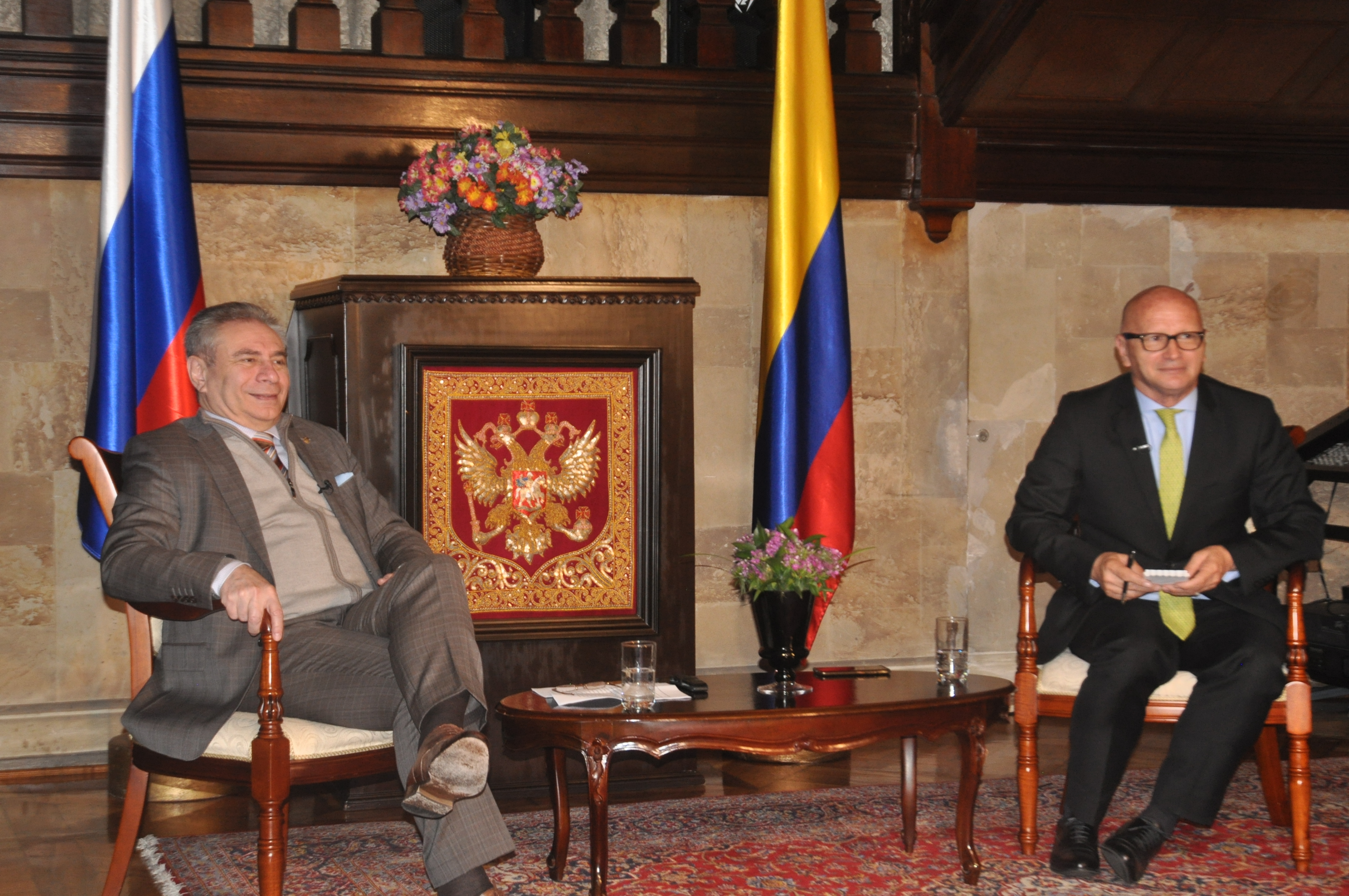 El embajador de Rusia en Colombia, Nikolay K. Tavdumadze.