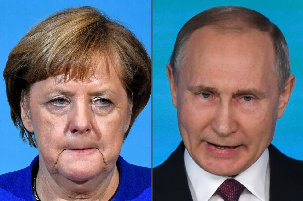 La canciller alemana, Angela Merkel, y el líder de Rusia, Vladimir Putin. / AFP