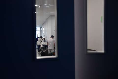 ¿De verdad necesita ir a un servicio de urgencias? Claves  para saber cuándo sí y cuándo no