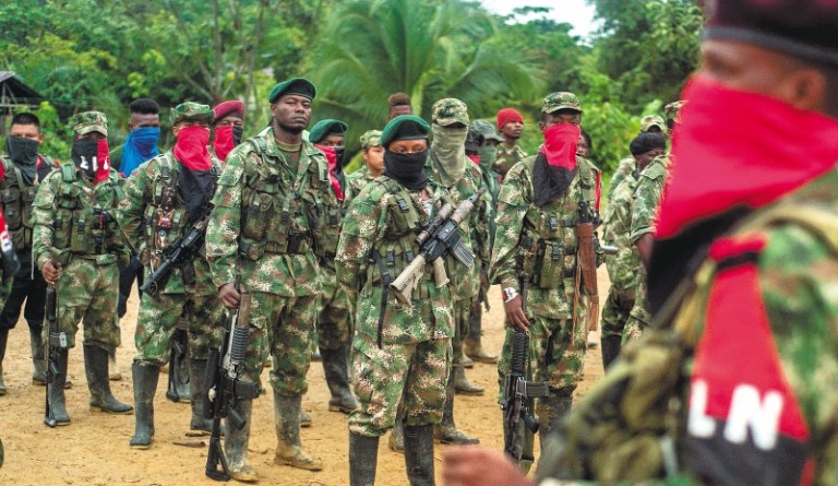 Crisis humanitaria en Chocó: otro pendiente en la mesa entre el Gobierno y el ELN