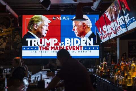 Trump endurece sus ataques contra Biden a dos días del debate final