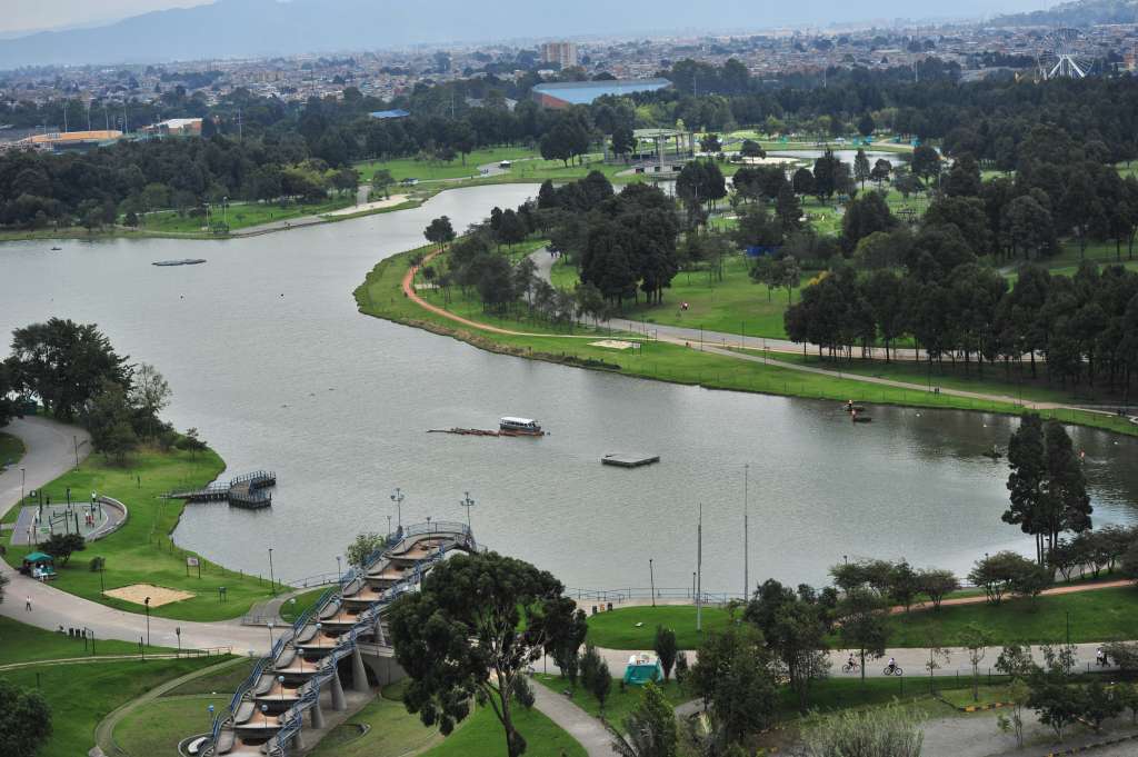 Vista aérea de la laguna de este parque.