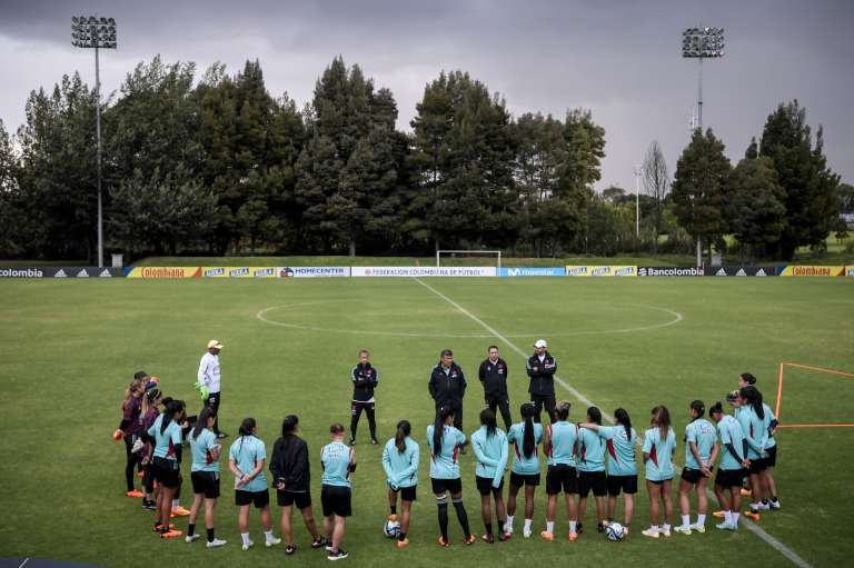 Será la tercera vez que Colombia dispute un Mundial Femenino de Mayores, pues estuvo por primera vez en 2011, cuando quedó eliminada en primera fase, y en Canadá 2015, donde llegó a octavos de final.
