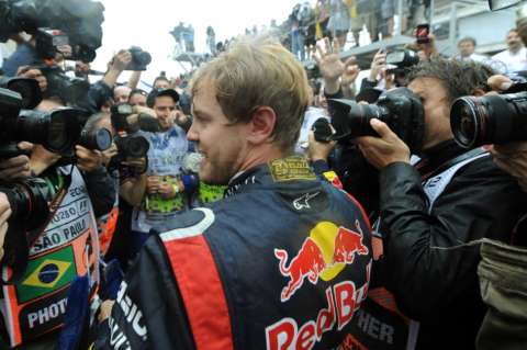 Vettel, el ‘pequeño Kaiser’ que crece a golpe de récord
