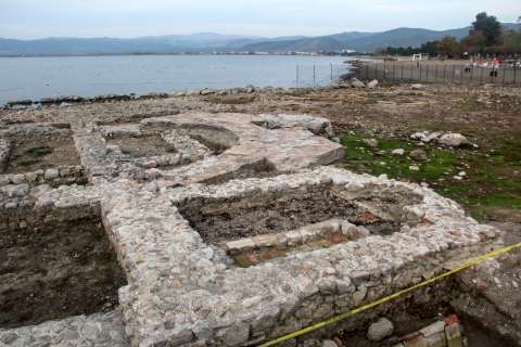 La iglesia de Nicea: el templo sumergido donde rezará el papa León XIV y en el que se celebró un concilio hace 1.700…