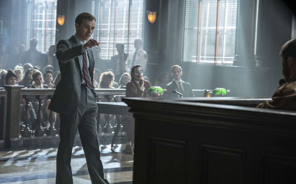 Guasón 2 - Harry Lawtey como Harvey Dent
