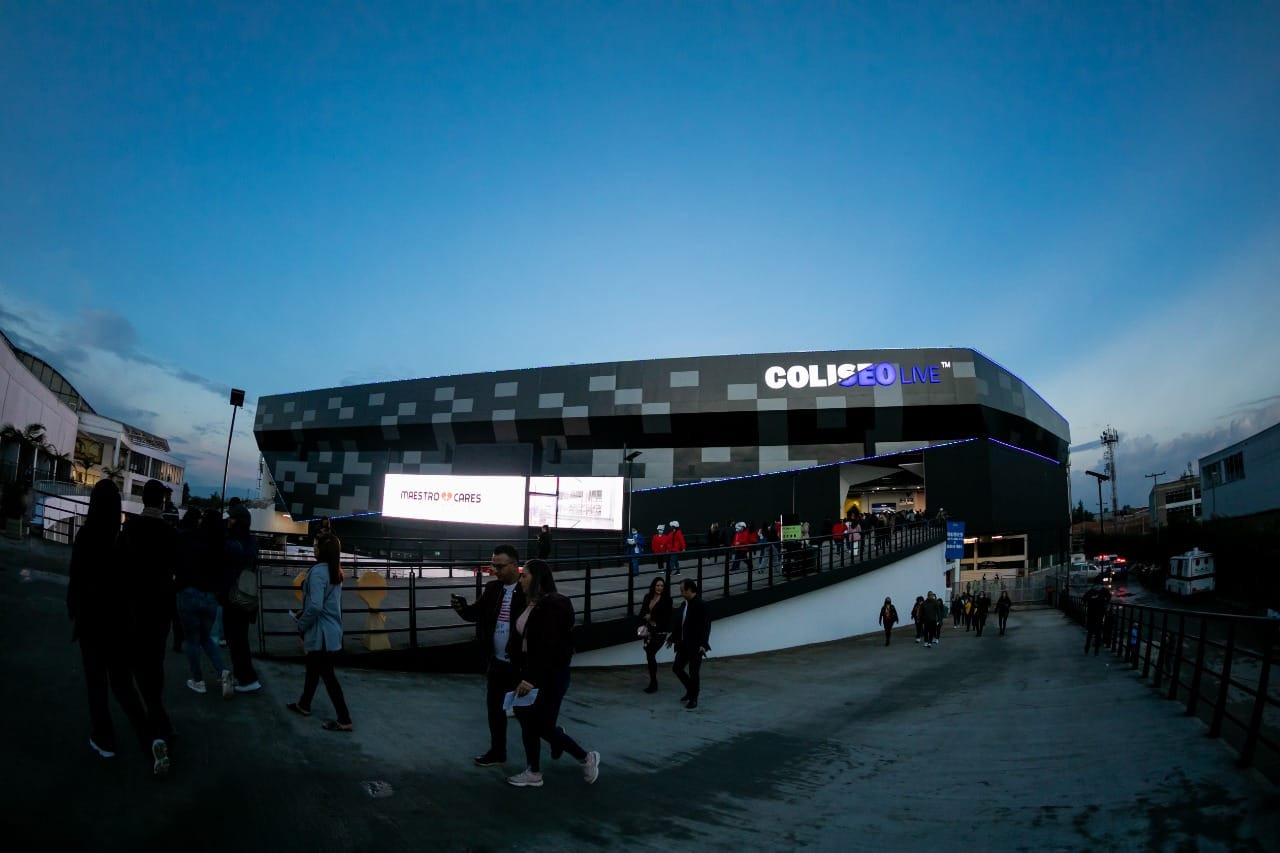 El Coliseo Live tiene capacidad para más de 22.000 personas, pero solo cuenta con 2.000 parqueaderos.