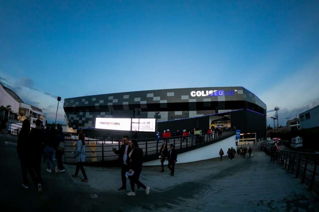 El Coliseo Live tiene capacidad para más de 22.000 personas, pero solo cuenta con 2.000 parqueaderos.
