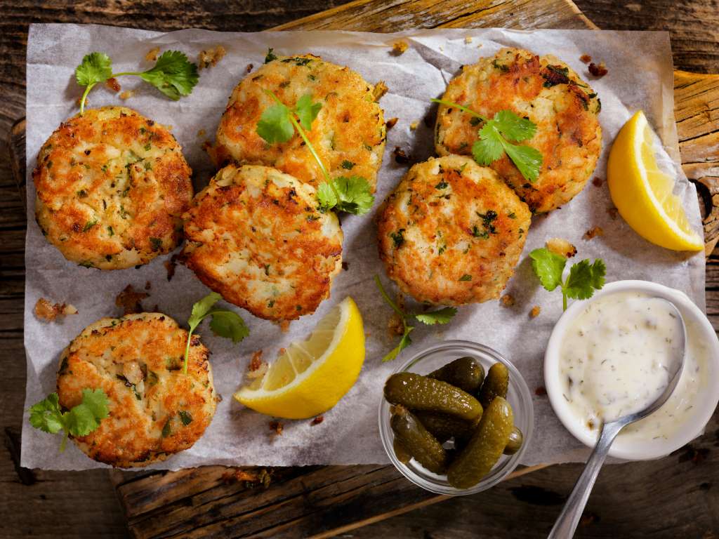 Croquetas de yuca rellenas de queso