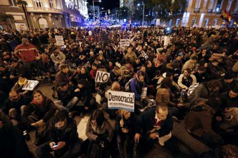 Manifestaciones contra la austeridad en Madrid al grito de "dimisión"