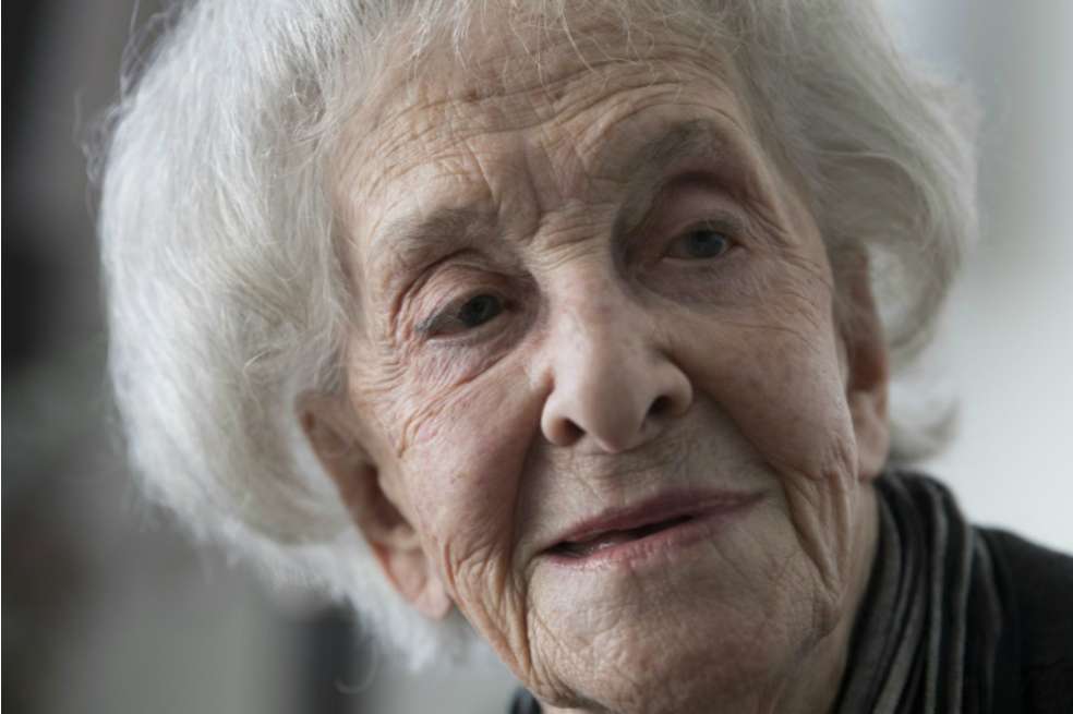 La poeta uruguaya recibirá el próximo 24 de noviembre el Premio FIL de Literatura en Lenguas Romances 2018 en Guadalajara. / AFP