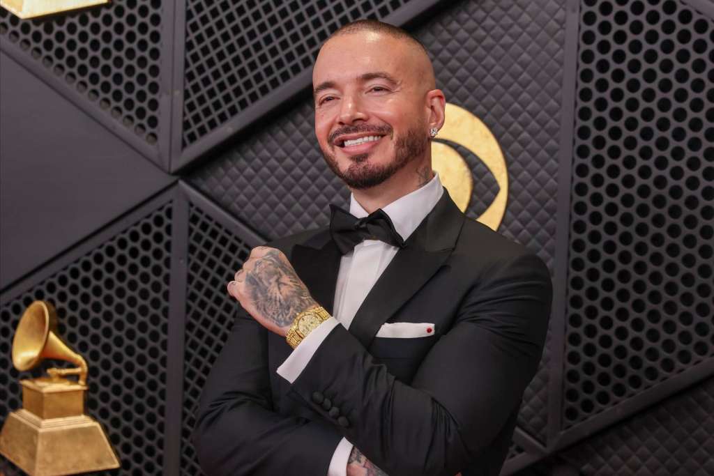 LOS ANGELES (United States), 02/02/2026.- Colombian musician J Balvin attends the red carpet for the 68th annual Grammy Awards ceremony at Crypto.com Arena in Los Angeles, California, USA, 01 February 2026. EFE/EPA/JILL CONNELLY
