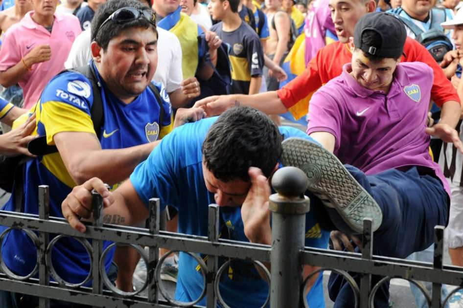 La violencia en el fútbol argentino llega a niveles preocupantes. / EFE