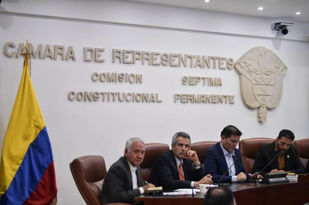 Este martes 16 de mayo se retomó la votación de la reforma a la salud en su primer debate en la comisión séptima de la Cámara.