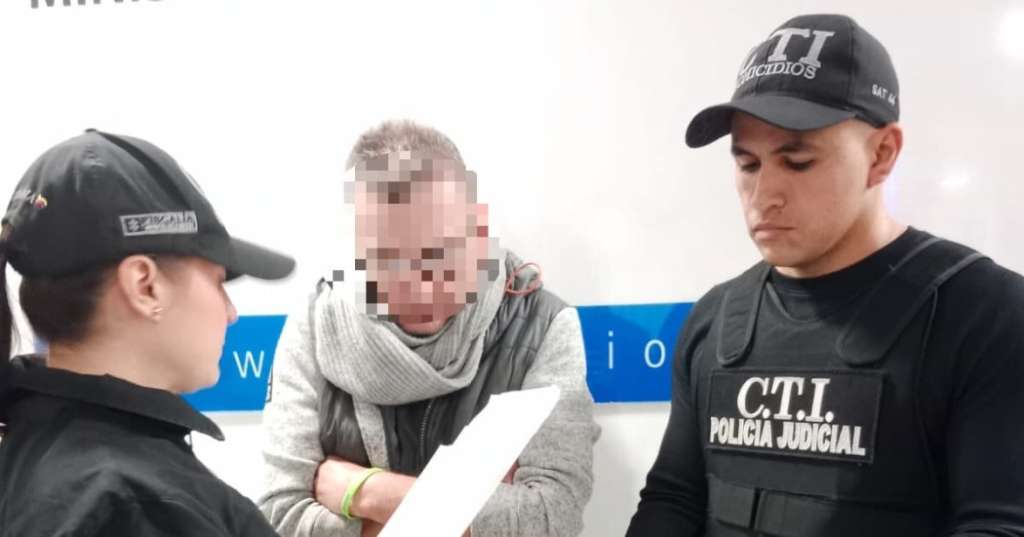 El hombre fue capturado en Ecuador. En entrevista con el diario británico The Sun negó cualquier vinculación con el crimen.
