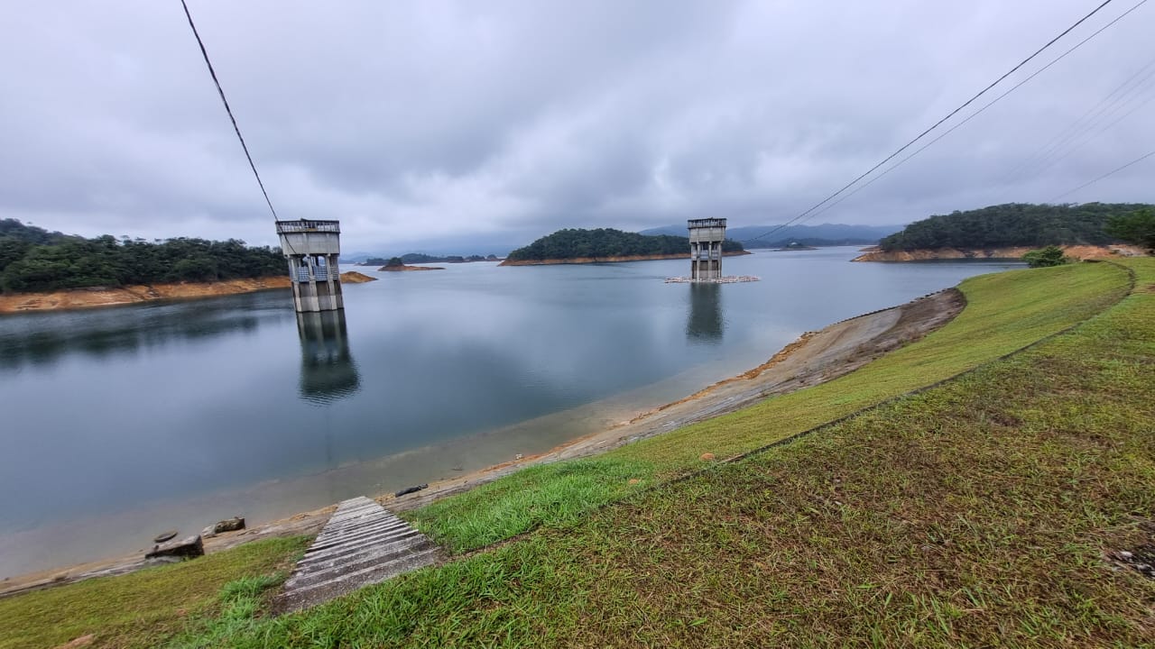 Embalse El Peñol - Guatapé