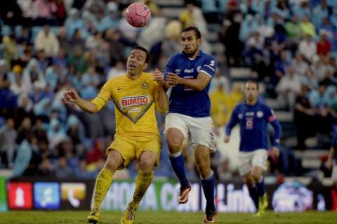 Luis Gabriel Rey, máximo goleador activo en el fútbol mexicano