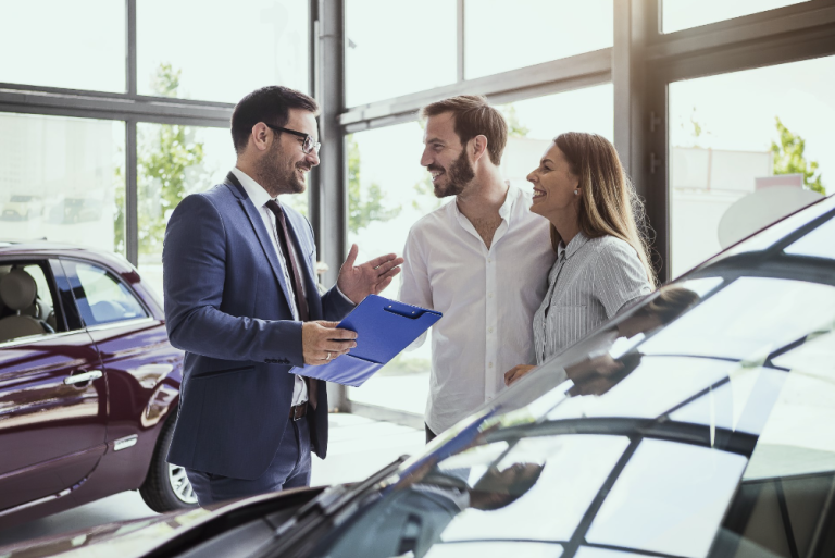 Cuide su bolsillo: consejos para comprar carro en Colombia sin endeudarse