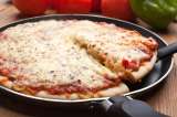 Receta para preparar una exquisita pizza en sartén