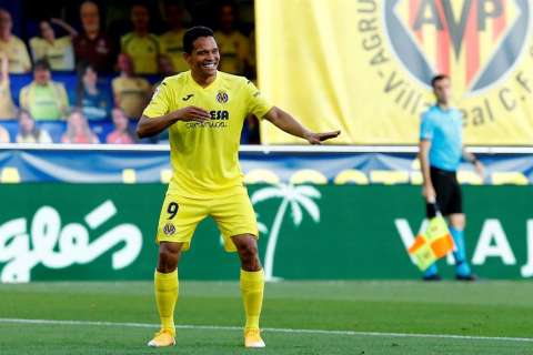 Carlos Bacca: “Este triplete es para mi país que pasa por un momento complicado”