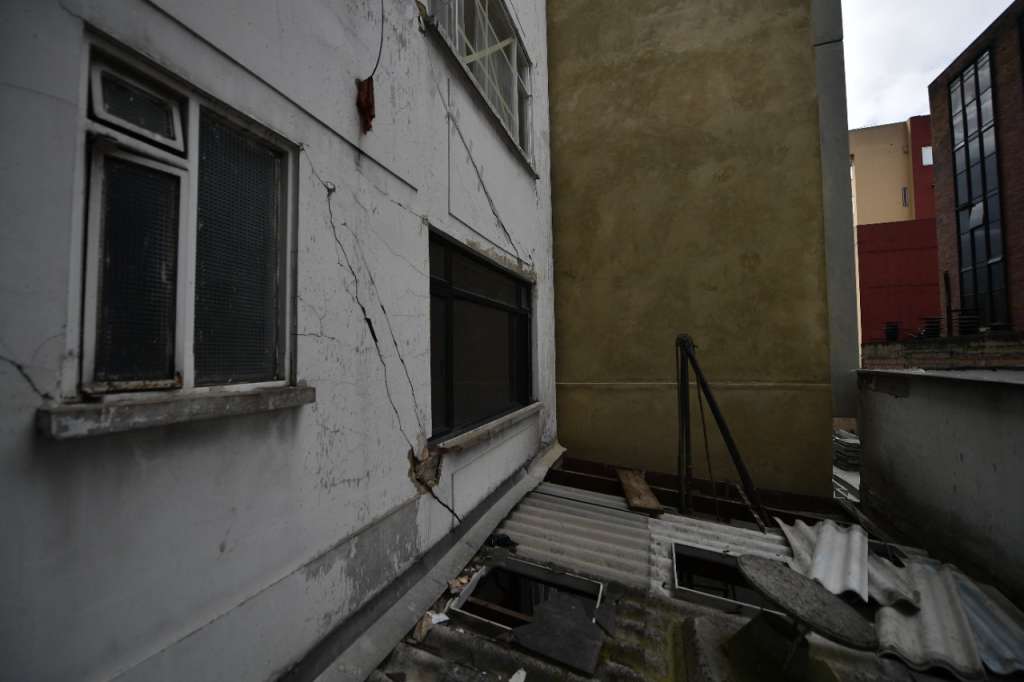El Idiger recomendó evacuar los apartamentos del costado norte del edificio "Hernández Jiménez", de los cuales dos están habitados.