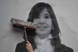 Ordenan decomisar bienes por USD 500 millones a Kirchner y otros condenados por corrupción