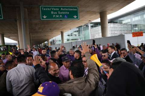 Los taxistas siguen olvidados por los gobiernos