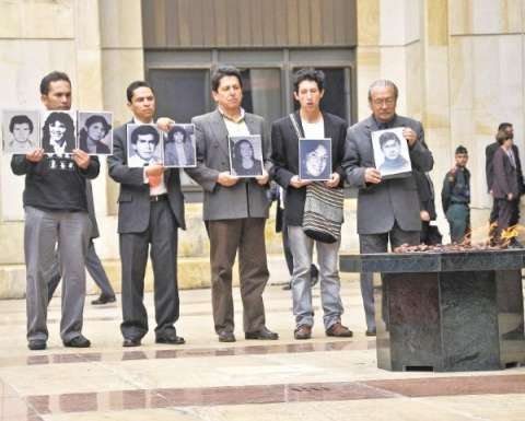 Víctimas del Palacio de Justicia le ganan el pulso al Ministerio de Defensa