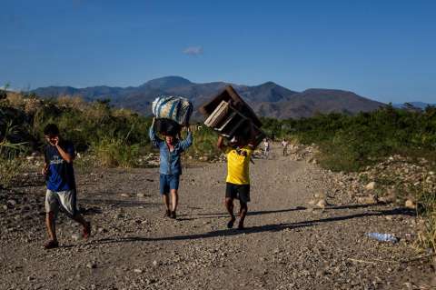Crisis fronteriza con Venezuela entra en agenda de la OEA este lunes