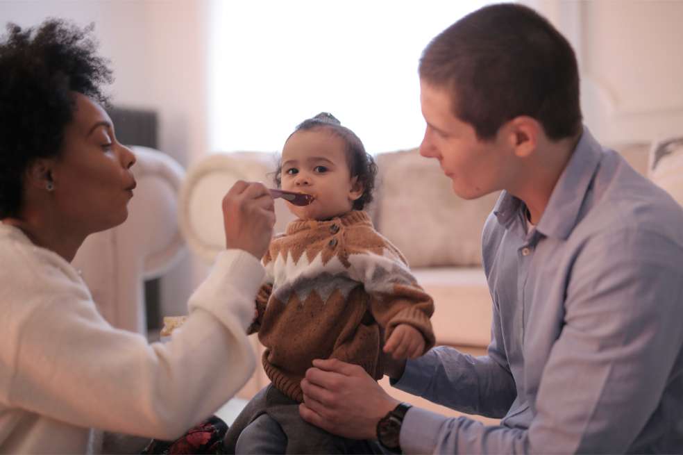 Si vas a tener a tu primer hijo, es normal que tengas muchas dudas. Así puedes prepararte para la llegada de tu bebé.
