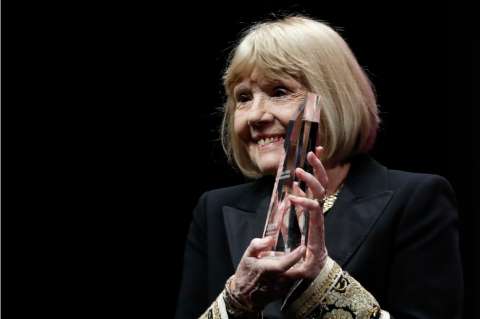 Falleció Diana Rigg, actriz de cine, teatro y televisión