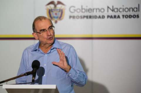 "Farc están minando la confianza" en el proceso de paz