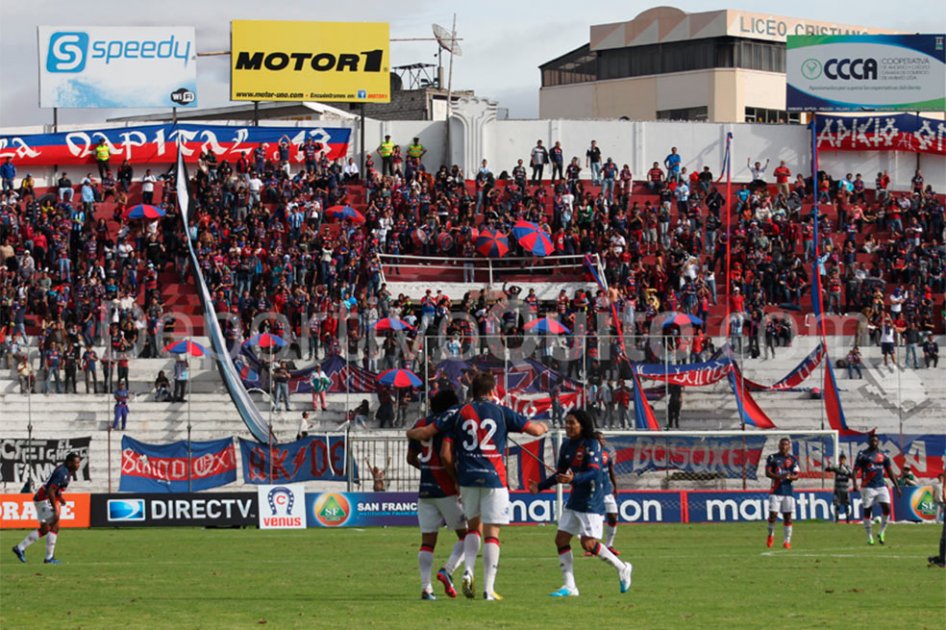 Jugadores del Deportivo Quito, celebrando una anotación. / Tomada de deportivoquito.com