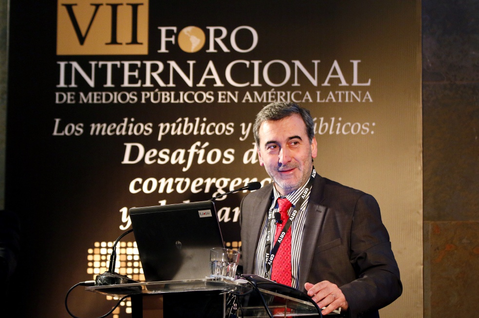 “Ninguna estigmatización de un alto funcionario hacia los periodistas pasa inadvertida para la Relatoría”, señala Édison Lanza. / EFE