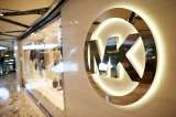 Michael Kors planea más operaciones tras compra de Jimmy Choo