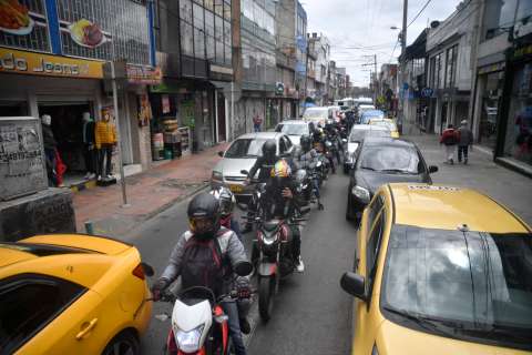Movilidad hoy, 28 de octubre: accidente entre SITP y motociclista en Kennedy