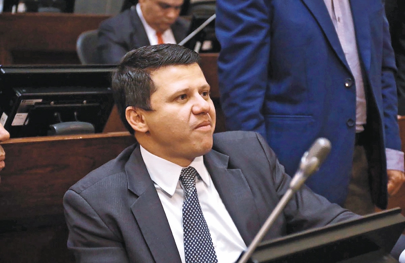 Bernardo Miguel Elías, durante su estancia en el Congreso como miembro del Partido de la U. 