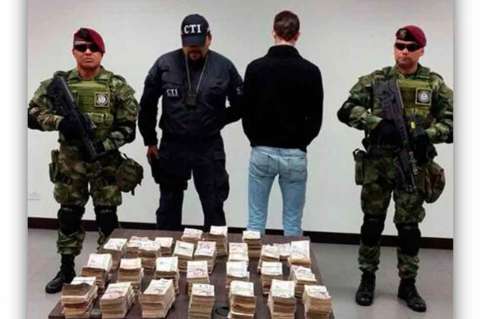En carro del Senado hallan más de $613 millones pertenecientes a Bacrim