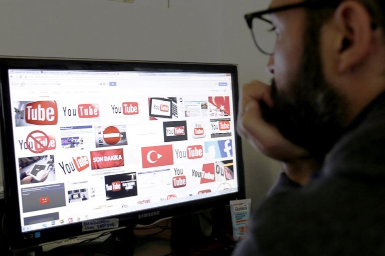 Turquía ordena el bloqueo de Google si no retira foto de fiscal asesinado