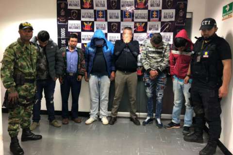 Banda señalada de trabajar para mexicanos construía laboratorios para procesar coca en Bogotá
