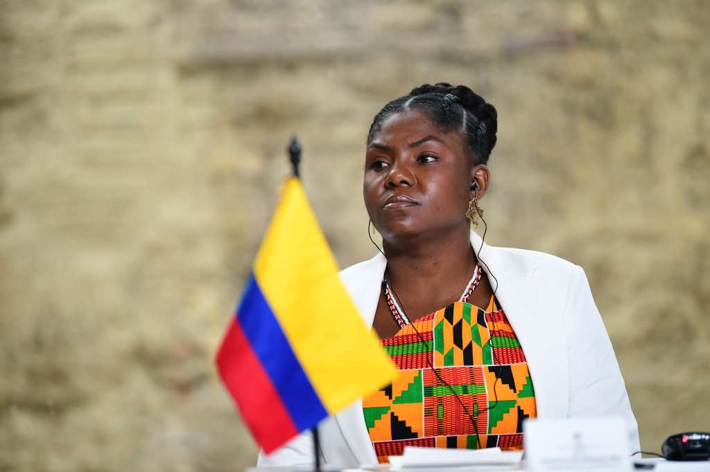 Vicepresidenta de la república durante la ratificación del capítulo étnico del acuerdo de paz
