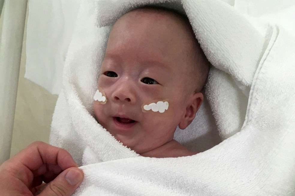 El bebé salió sano del hospital, con un peso de 3.238 gramos. Foto: AFP