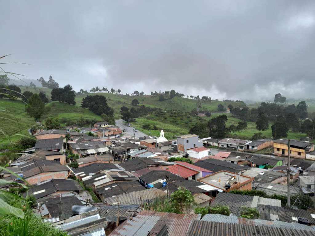 Imagen de Mina vieja, vereda del municipio de Yarumal, Antioquia. Andrés Castañeda le dice "el barrio" y es el lugar en el que vive con su mamá y sus hermanos.