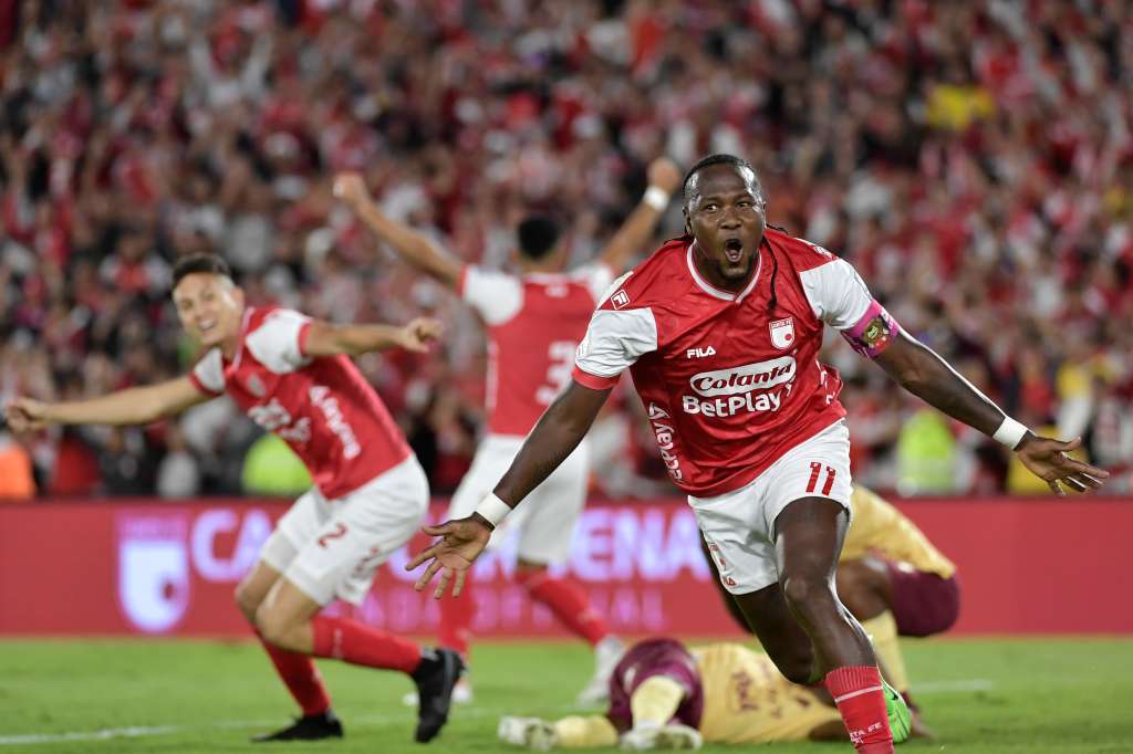 Jugador de Santa Fe durante encuentro ante el Tolima durante la fecha 1 de los cuadrangulares de la Liga Betplay Dimayor 2024