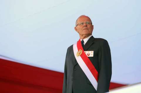Primeras consecuencias políticas del indulto a Fujimori en Perú