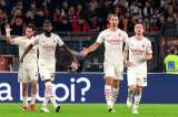 Milan y Napoli ganaron y comparten el liderato en la Serie A